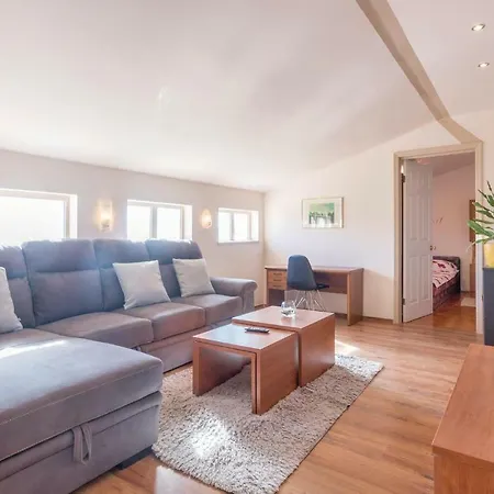 Two-bedroom In Apartment Pula